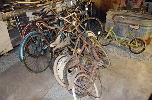 Property photo 31 - Farm Equipment & Personal Property Auction